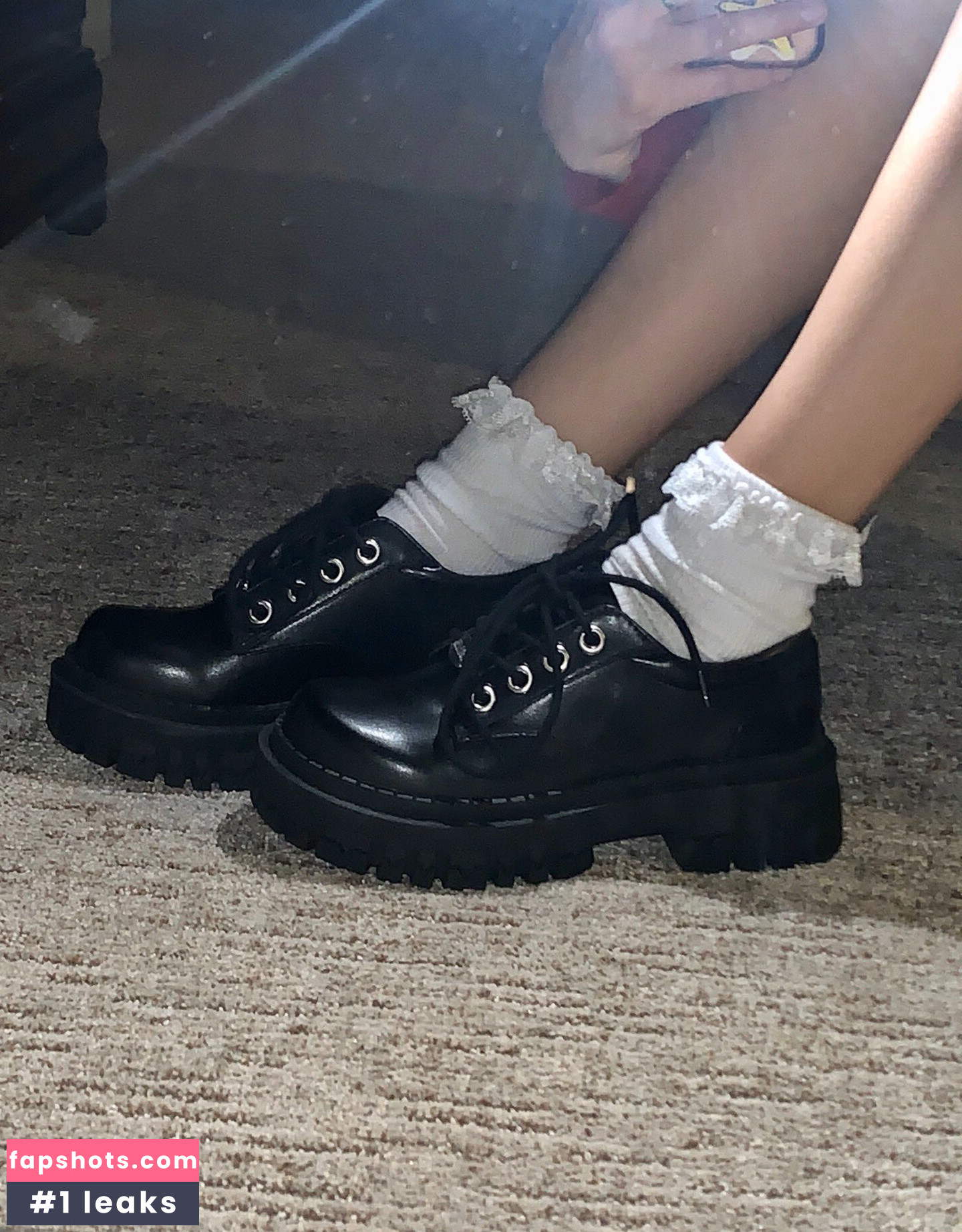 Pretty Feet gallery photo #7