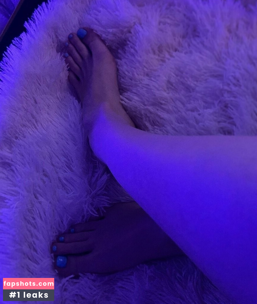 Pretty Feet gallery photo #87