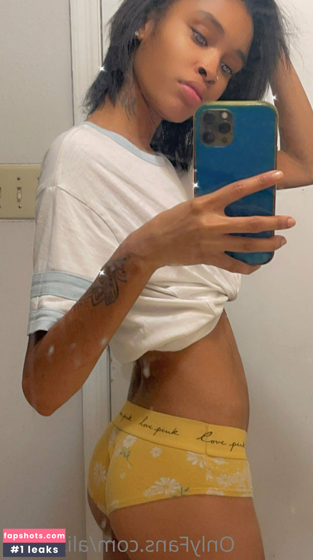 prettyfaceslimm Filtración Desnuda OnlyFans Foto #8 - Fapshots