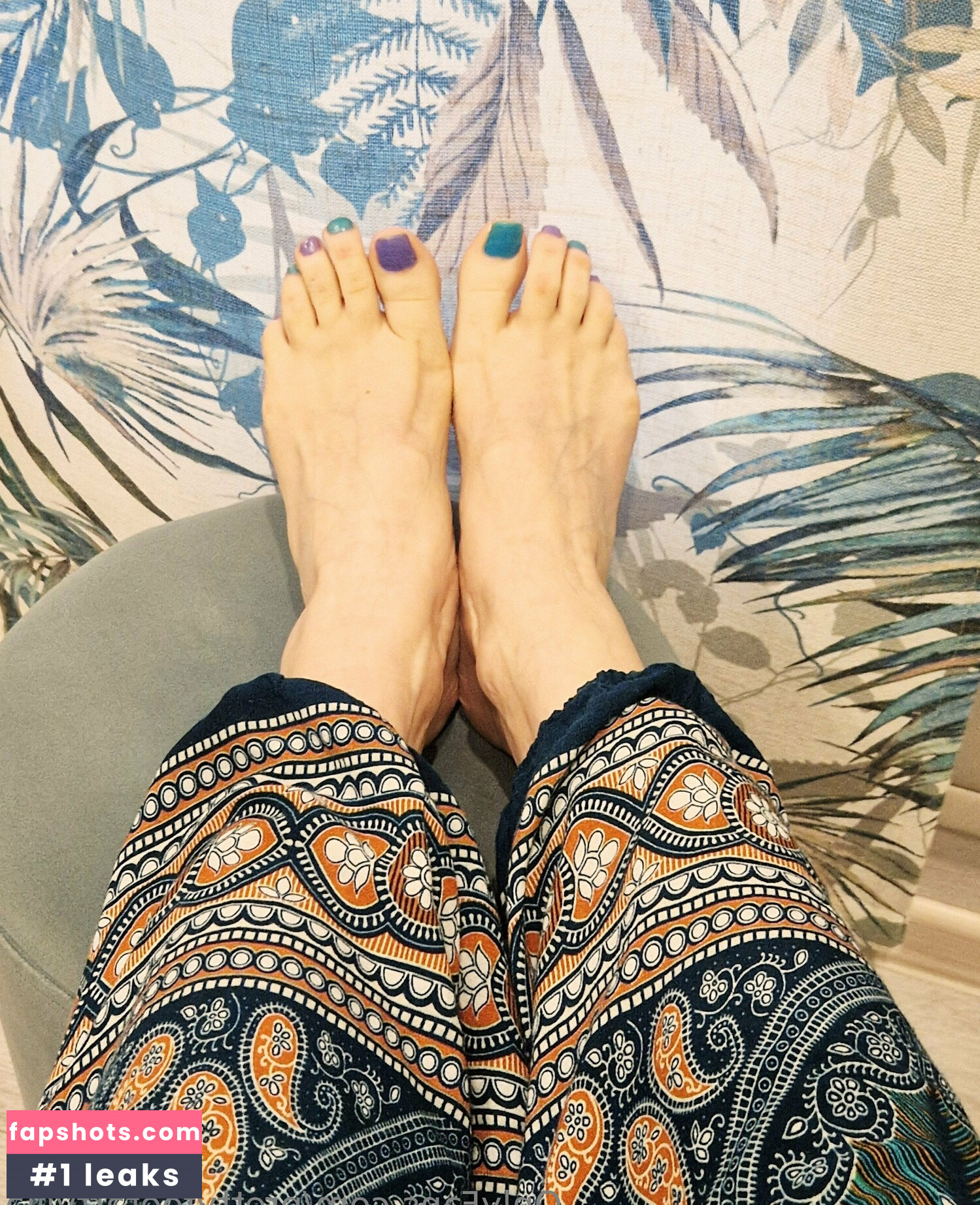 prettyfeetartvilla gallery photo #22