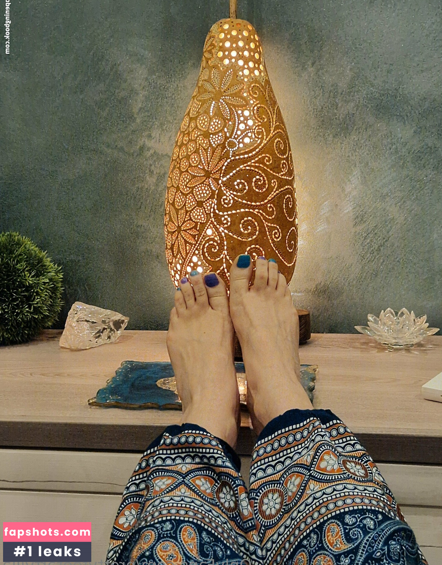 prettyfeetartvilla gallery photo #23