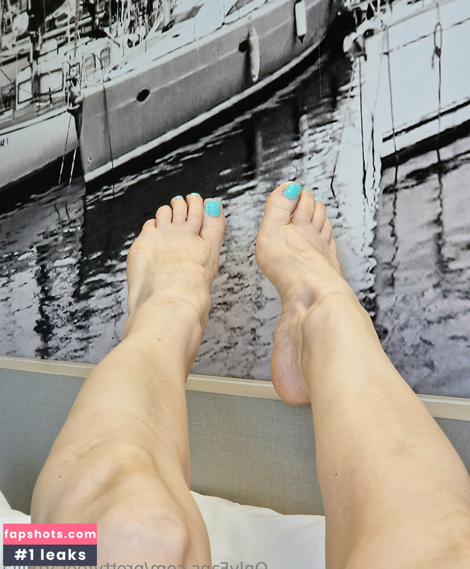 prettyfeetartvilla gallery photo #26