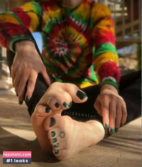 prettyfeetartvilla gallery photo #5