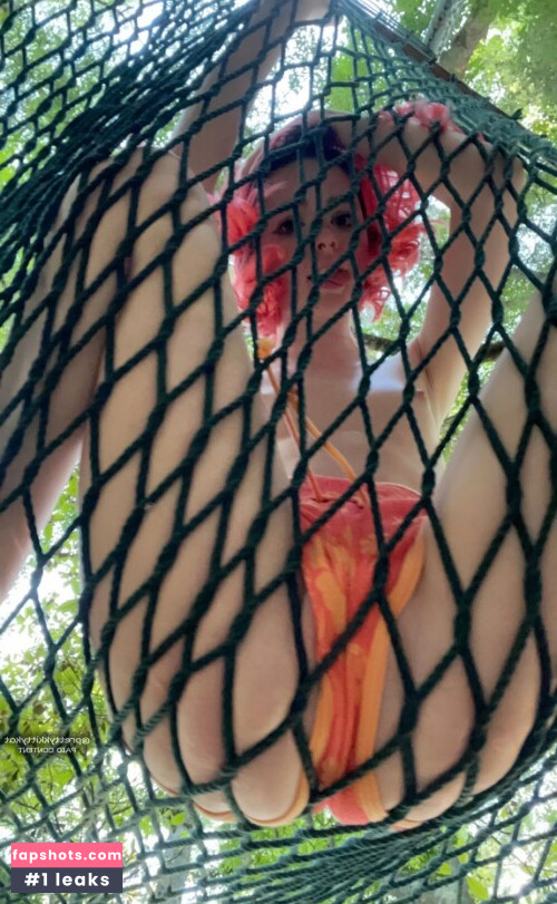 PrettykkittyKat gallery photo #398