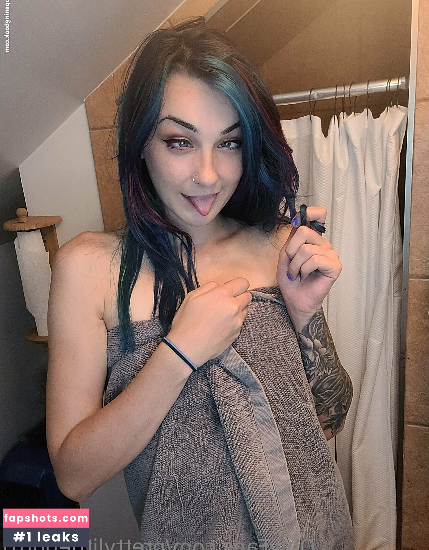 prettylittlepurrrl gallery photo #36