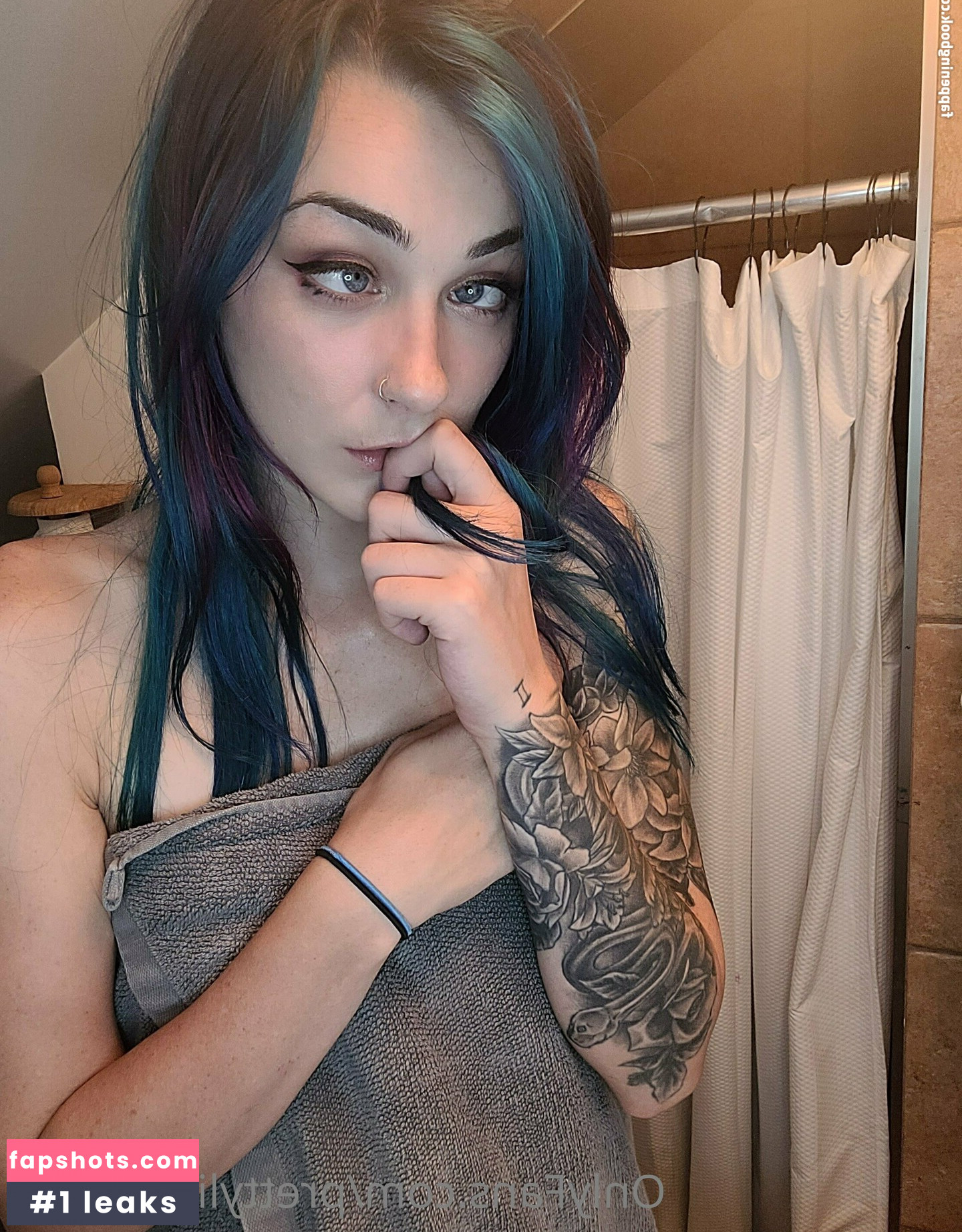 prettylittlepurrrl gallery photo #48