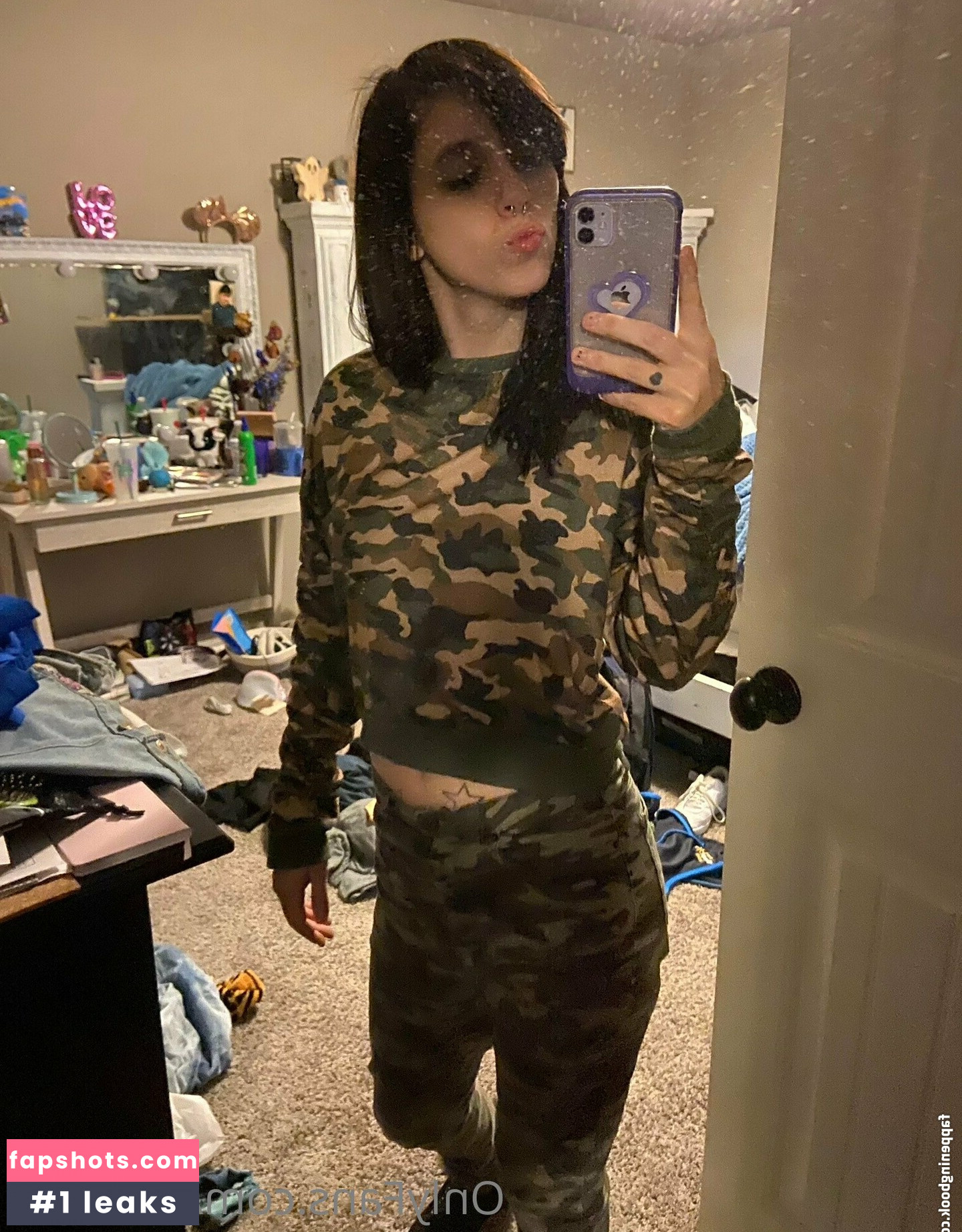 prettypixie113 gallery photo #8