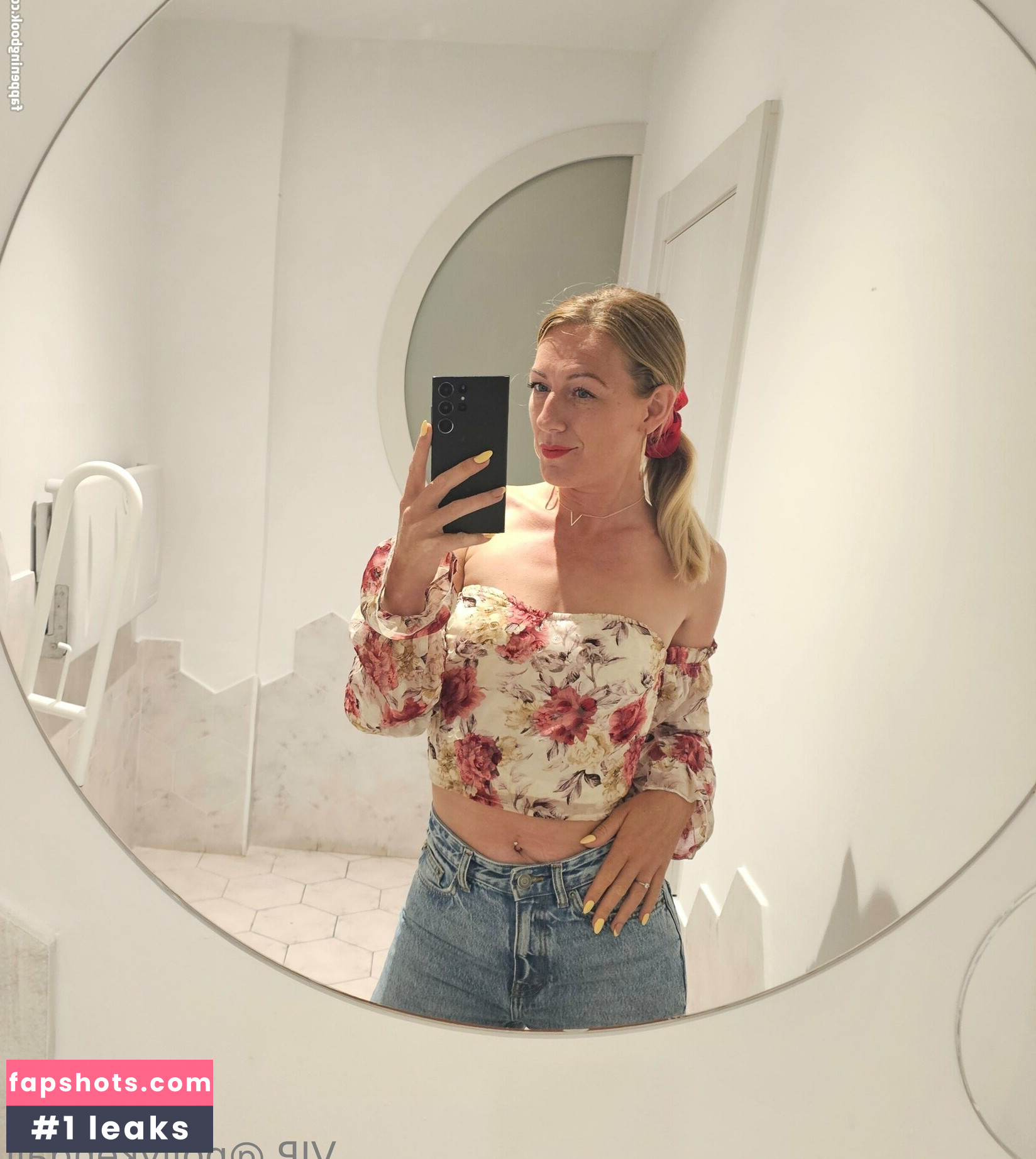 prettypolly gallery photo #39