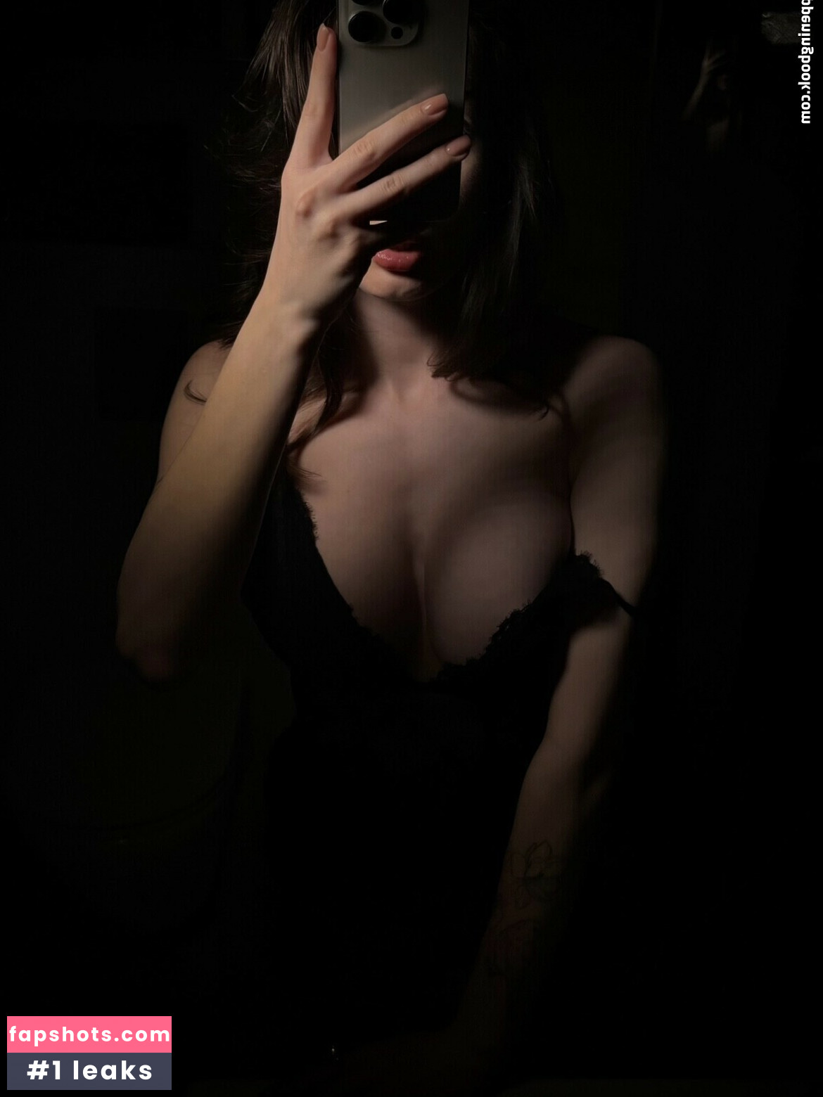 pretylittlething gallery photo #9