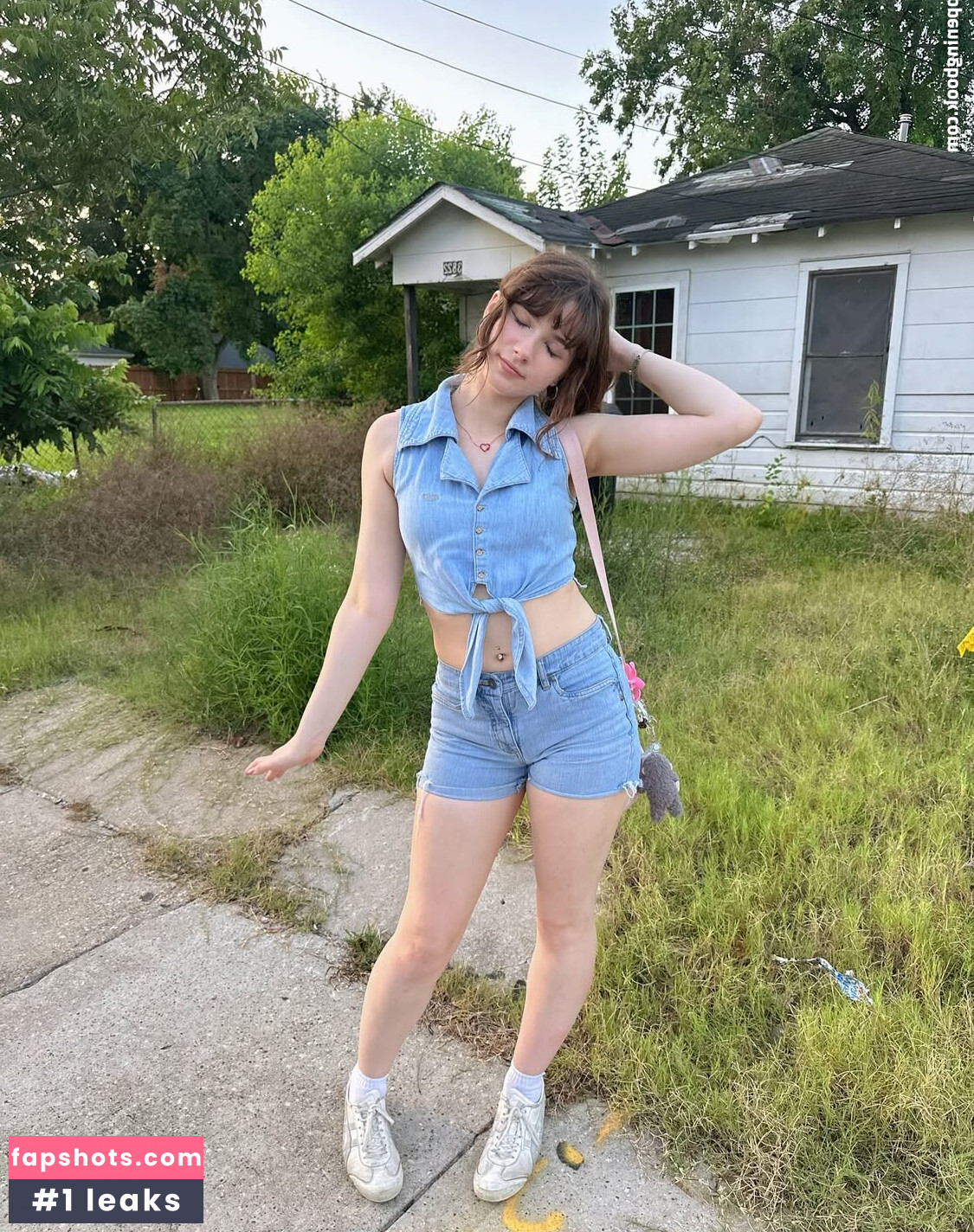 PrimatePaige gallery photo #5