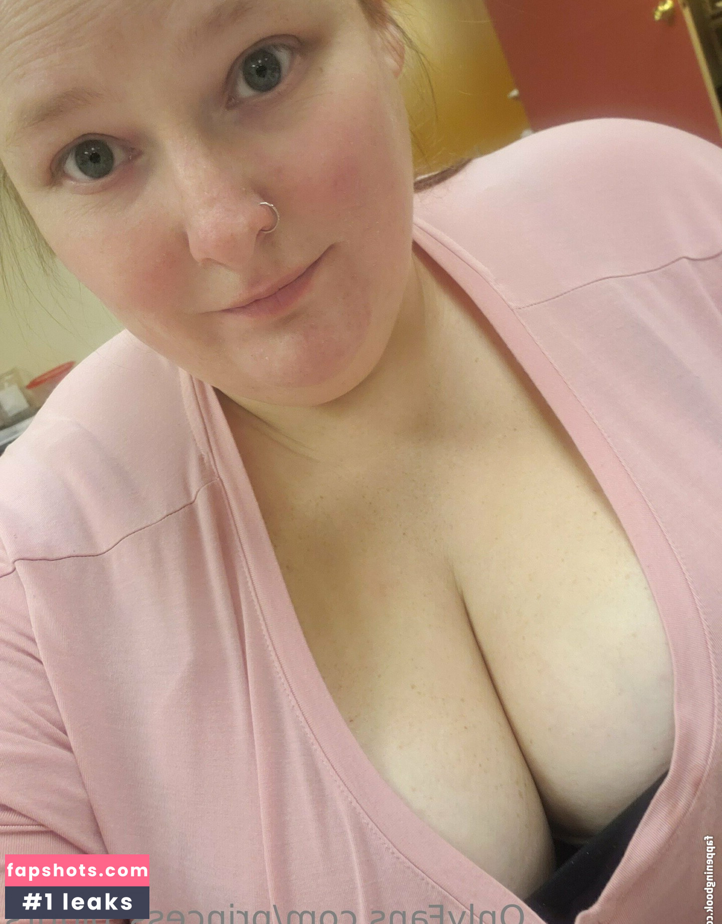 princess_bigtits gallery photo #3