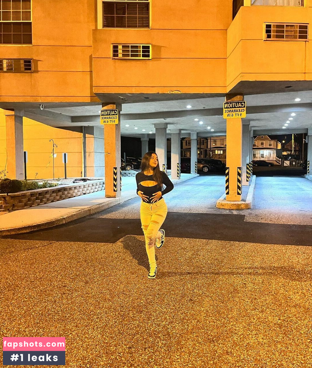 Princess Jasmin gallery photo #46