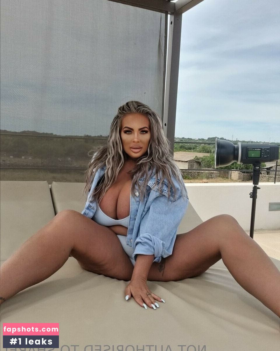 Princess Levi gallery photo #64