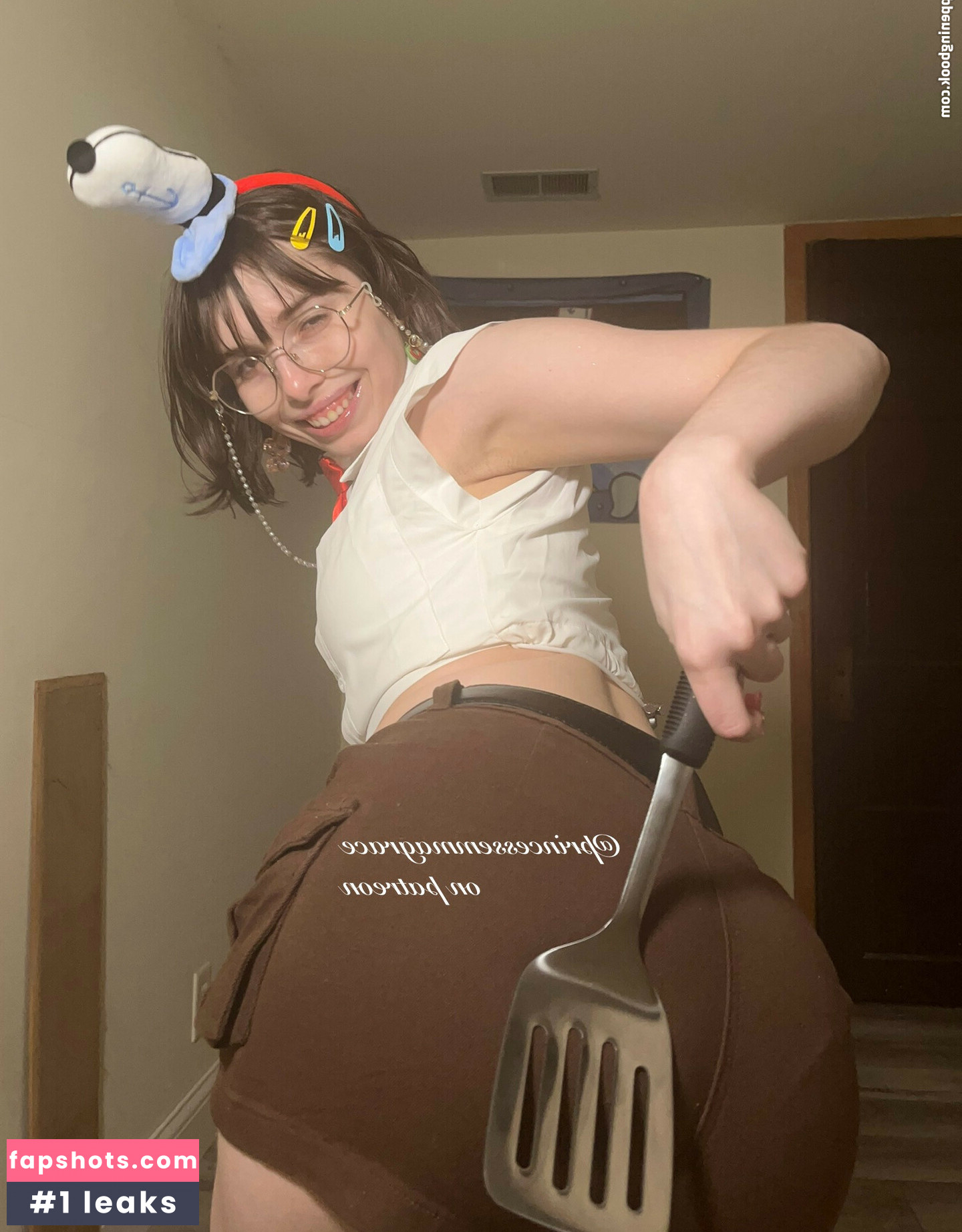 Princessemmagrace gallery photo #8