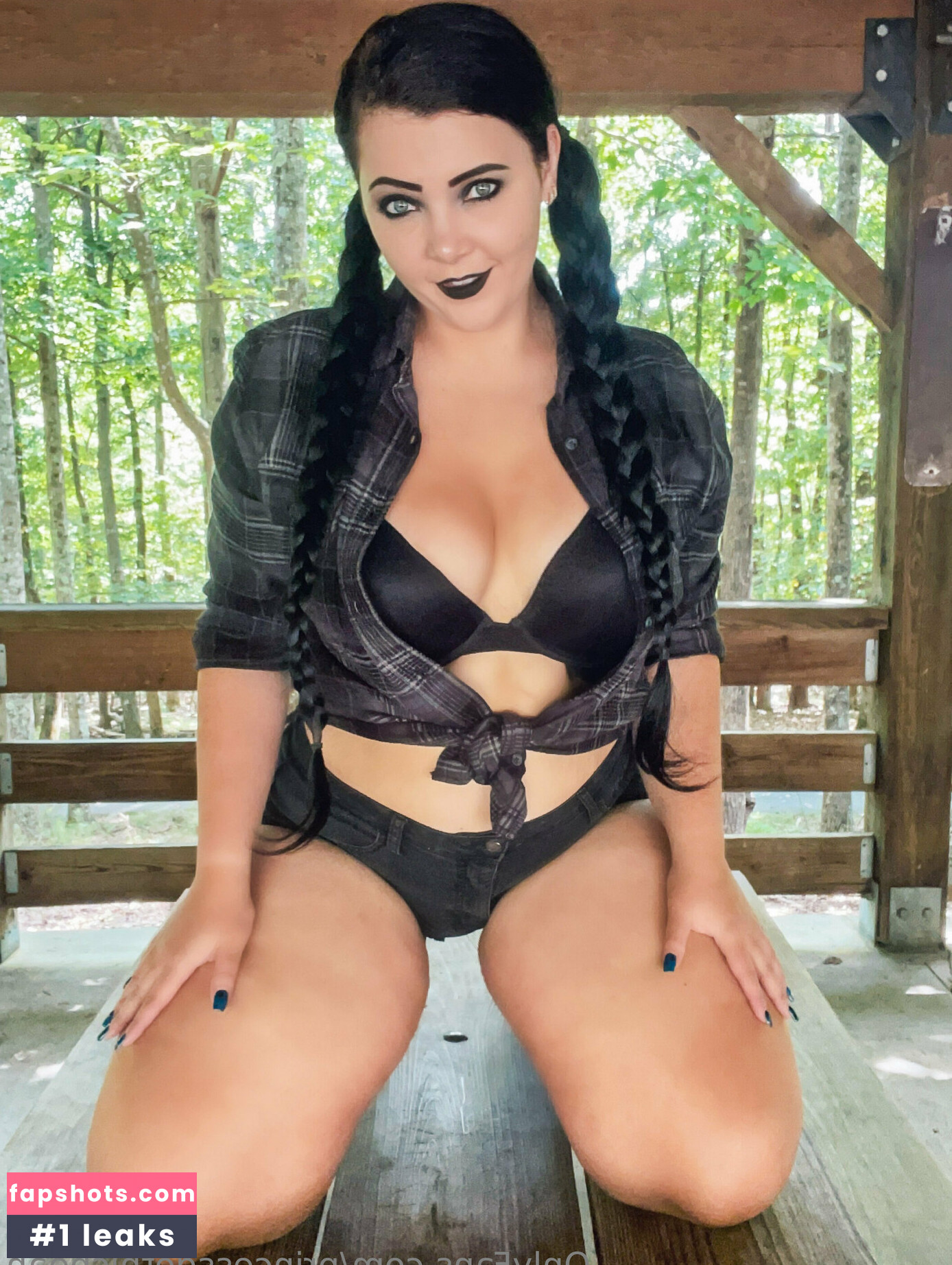 Princessgothicbean Nude Leaks OnlyFans Photos #47 - LeakJerk