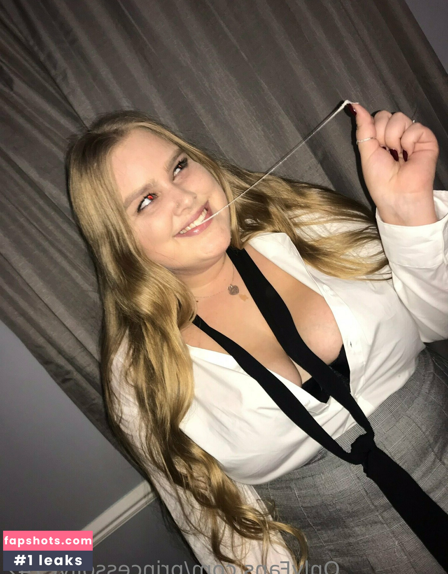 princessolive742 gallery photo #3