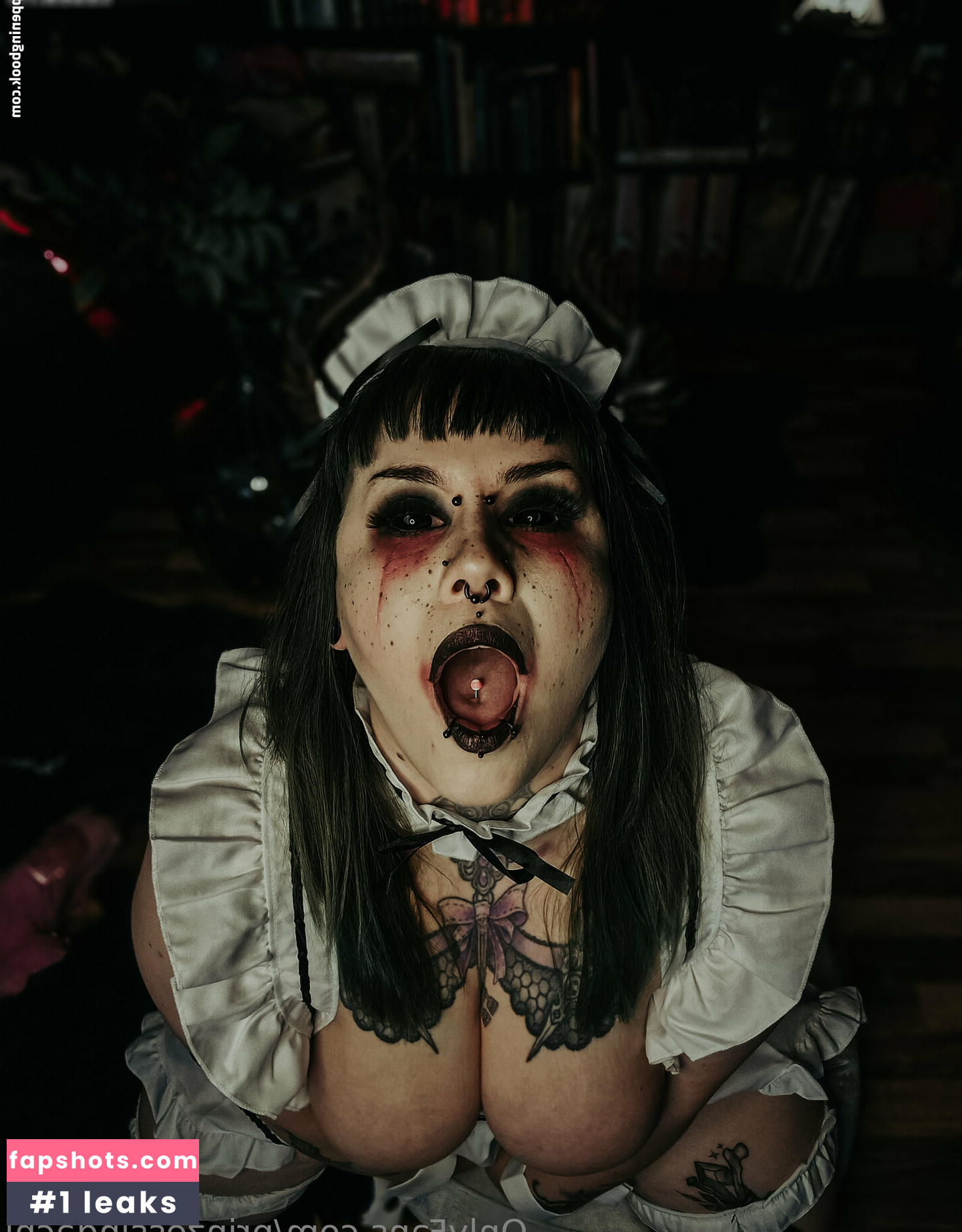 Prinzessin Dachi nude babe gallery