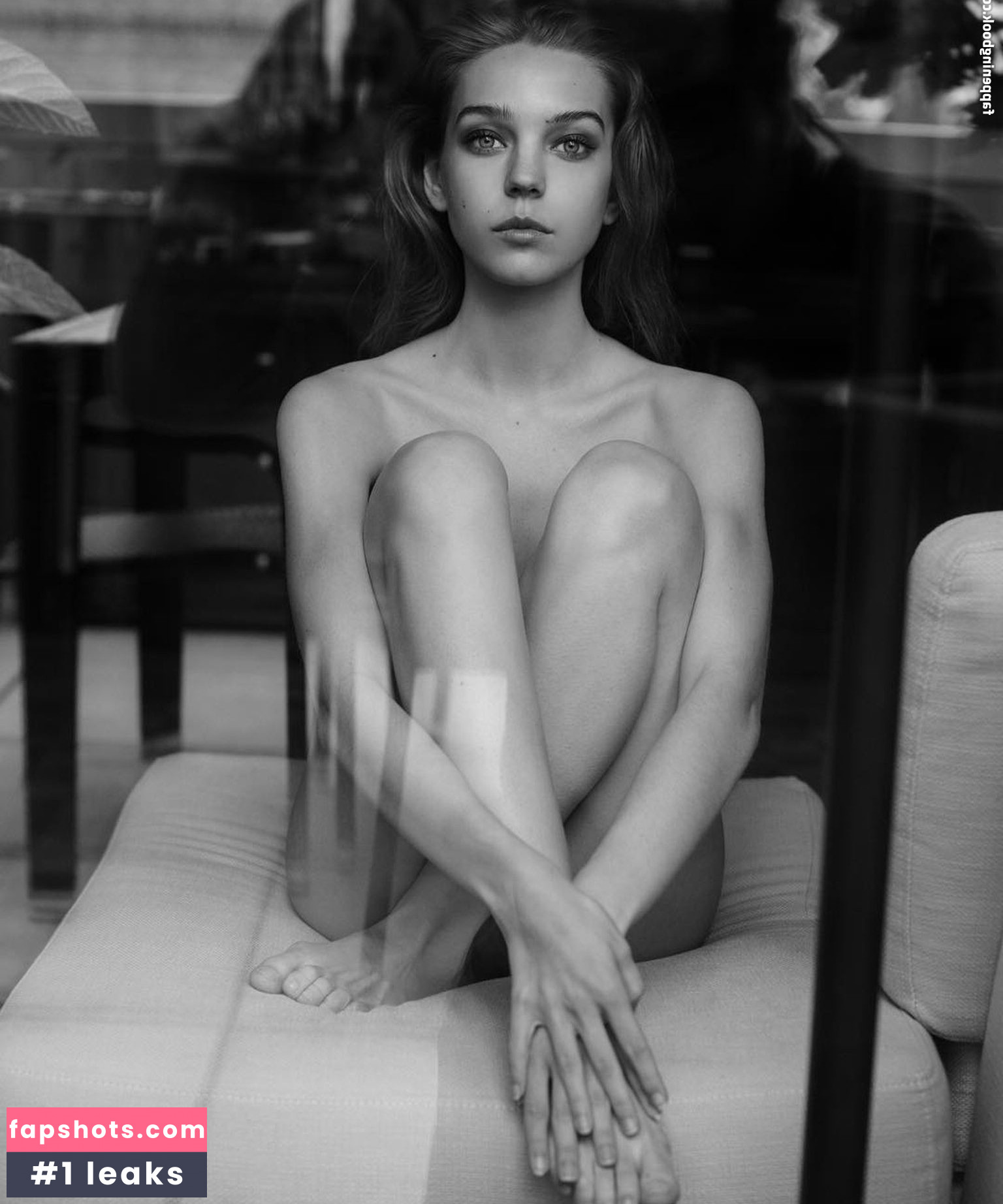 Priscilla Mezzadri gallery photo #35