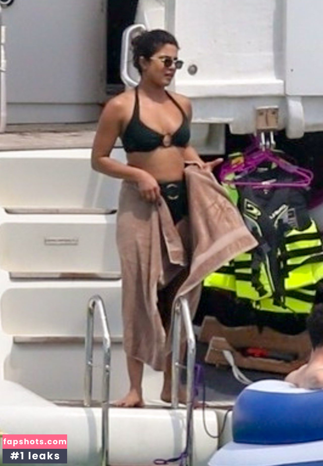 Priyanka Chopra gallery photo #326