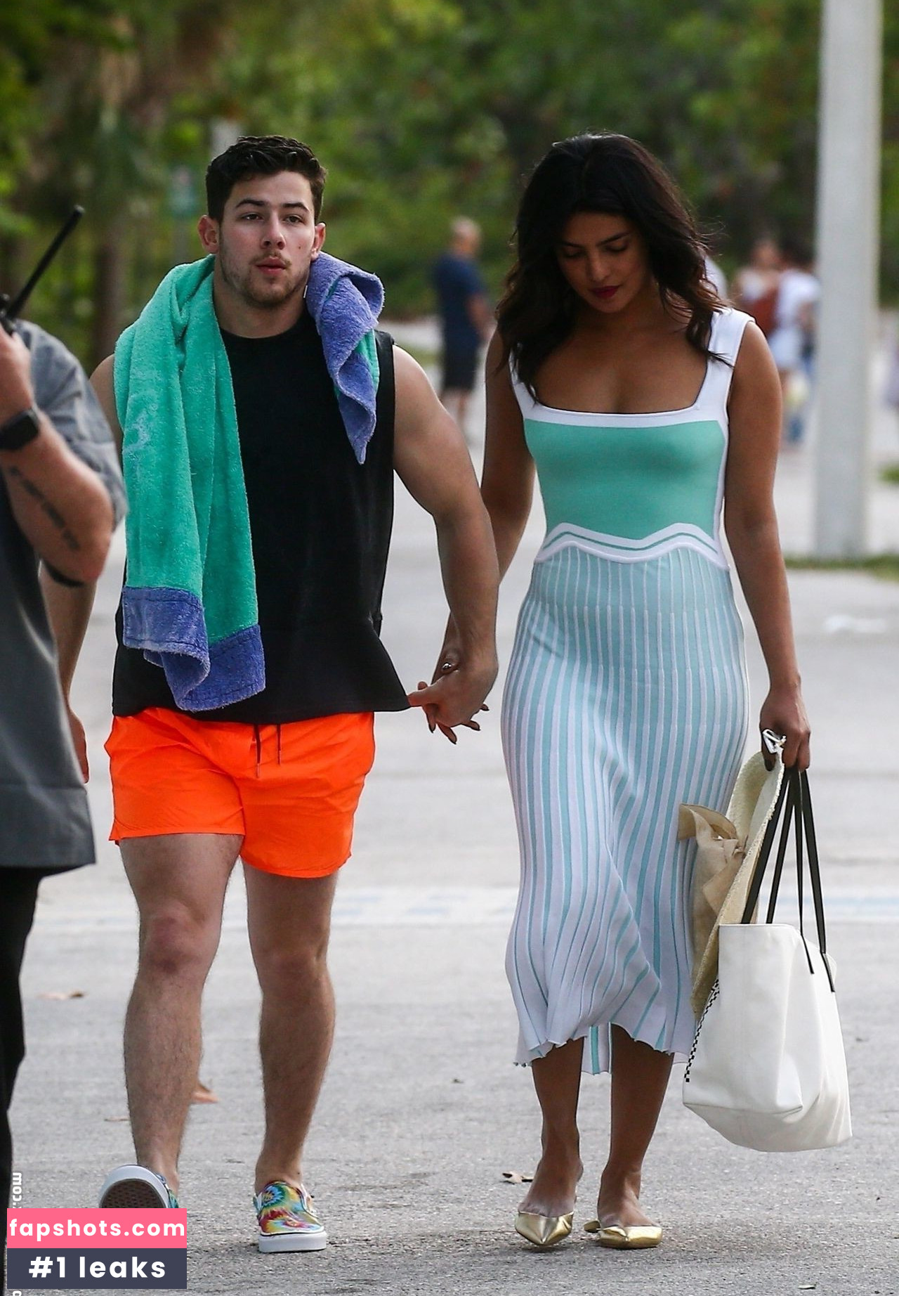 Priyanka Chopra gallery photo #348