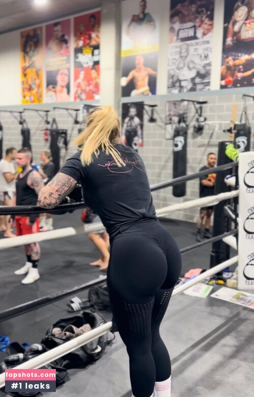 Professional Athletes gallery photo #1350