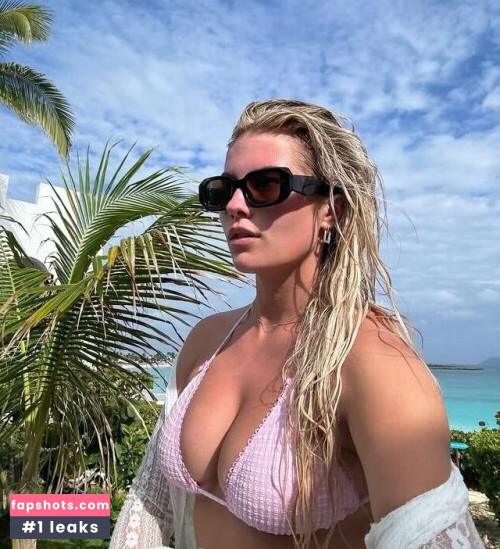 Professional Athletes gallery photo #1580