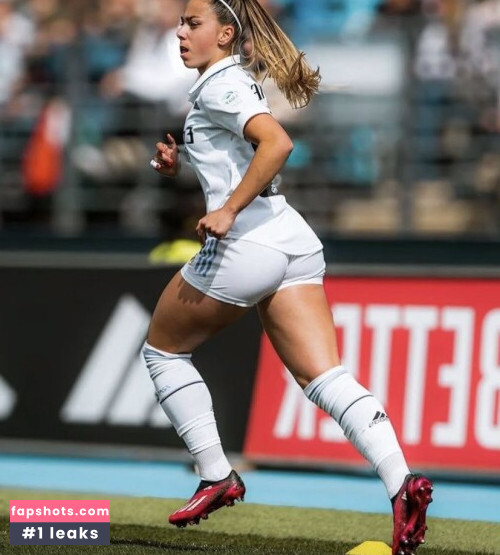 Professional Athletes gallery photo #1683