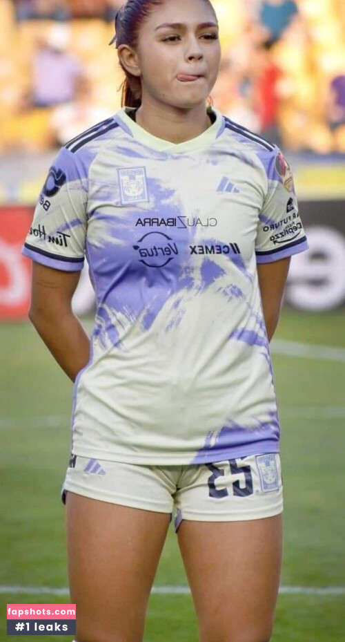 Professional Athletes gallery photo #1716