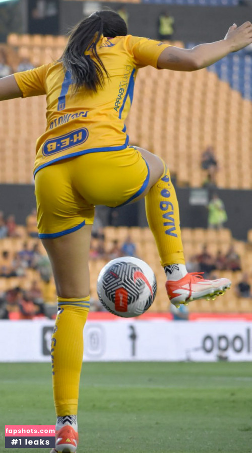 Professional Athletes gallery photo #1759