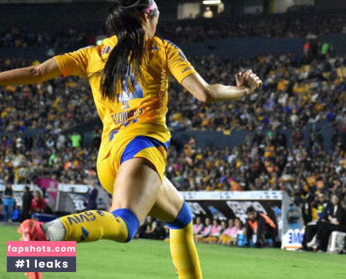 Professional Athletes gallery photo #1763