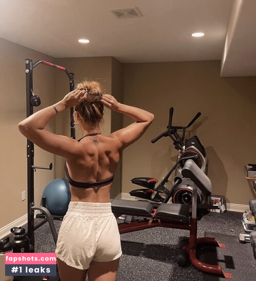 Professional Athletes gallery photo #1798