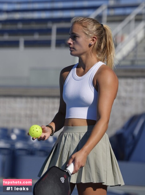 Professional Athletes gallery photo #1983