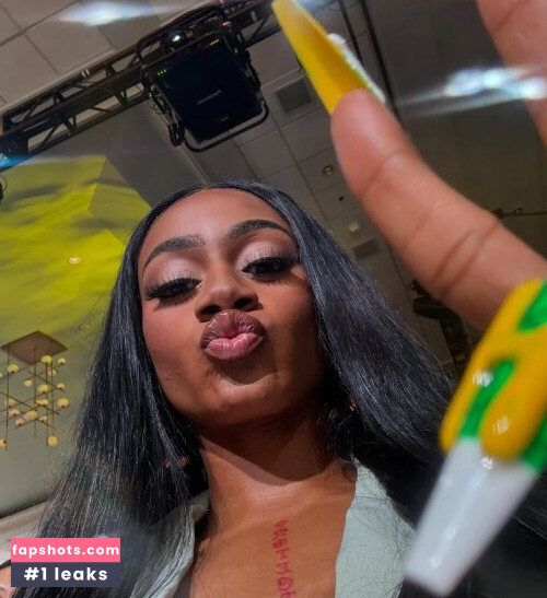 Professional Athletes gallery photo #2029