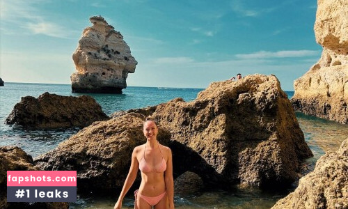 Professional Athletes gallery photo #2422