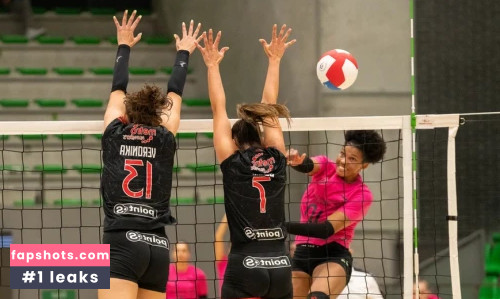 Professional Athletes gallery photo #2429