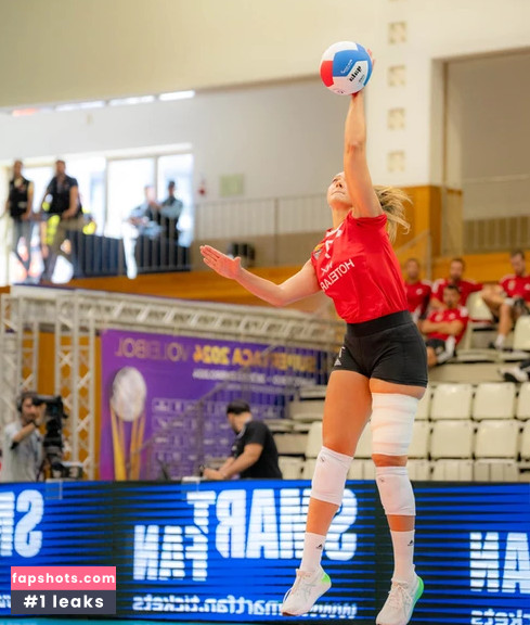 Professional Athletes gallery photo #2436