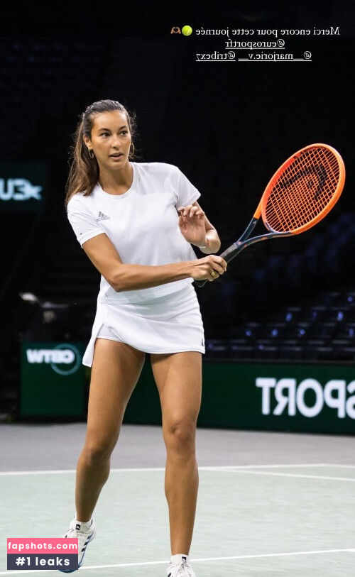 Professional Athletes gallery photo #2451