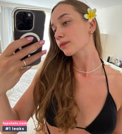 Professional Athletes gallery photo #2528