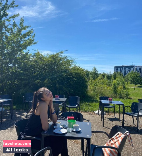 Professional Athletes gallery photo #2545