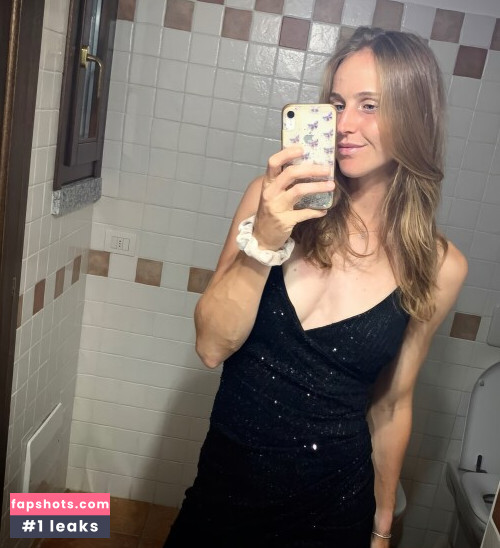 Professional Athletes gallery photo #2582