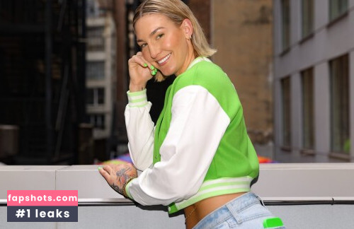 Professional Athletes gallery photo #2702