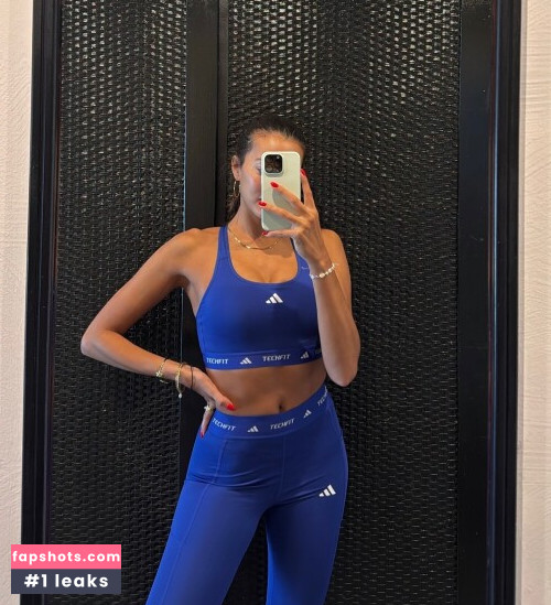 Professional Athletes gallery photo #2737