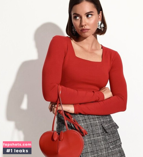 Professional Athletes gallery photo #2786