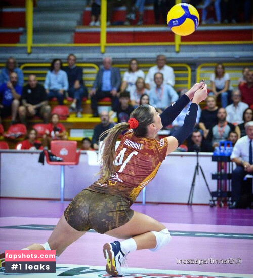 Professional Athletes gallery photo #2825