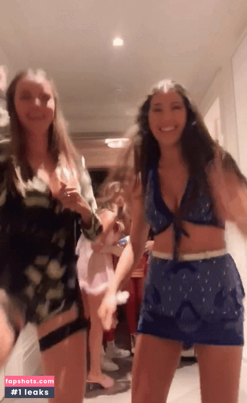 Professional Athletes gallery photo #2918