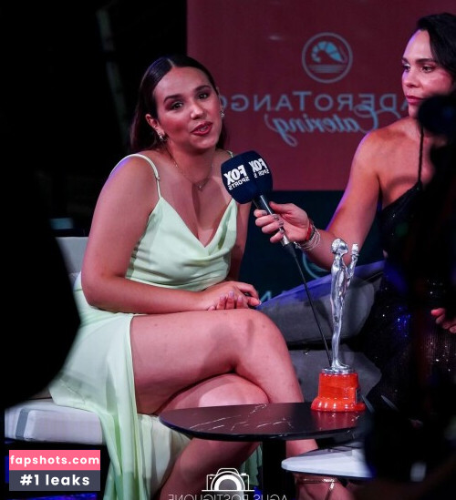 Professional Athletes gallery photo #2944