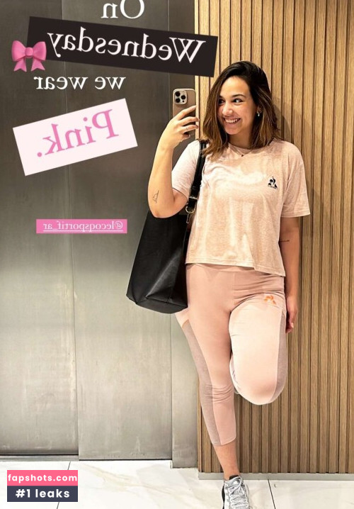 Professional Athletes gallery photo #2958