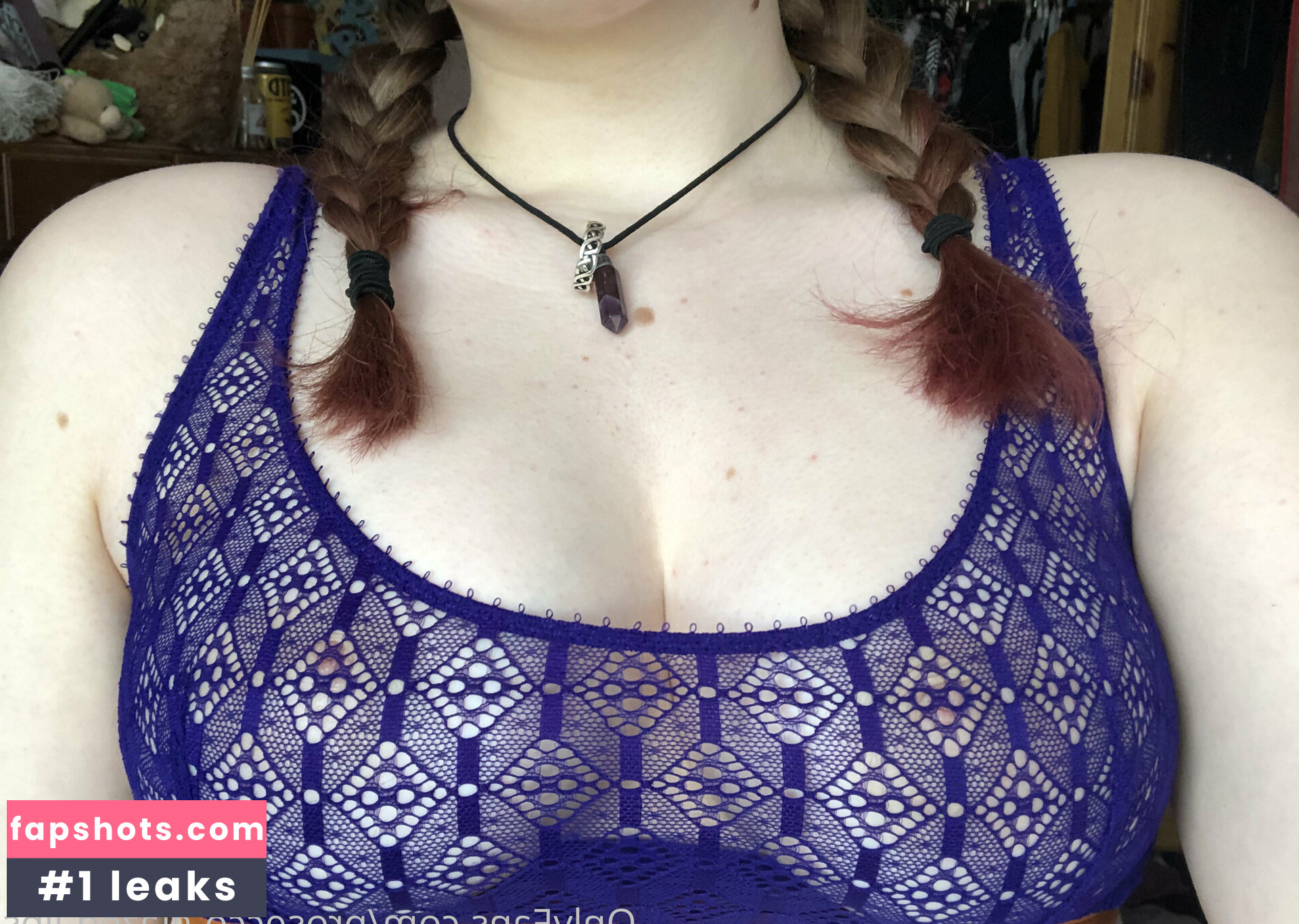 prosecco-glazed-lips gallery photo #24