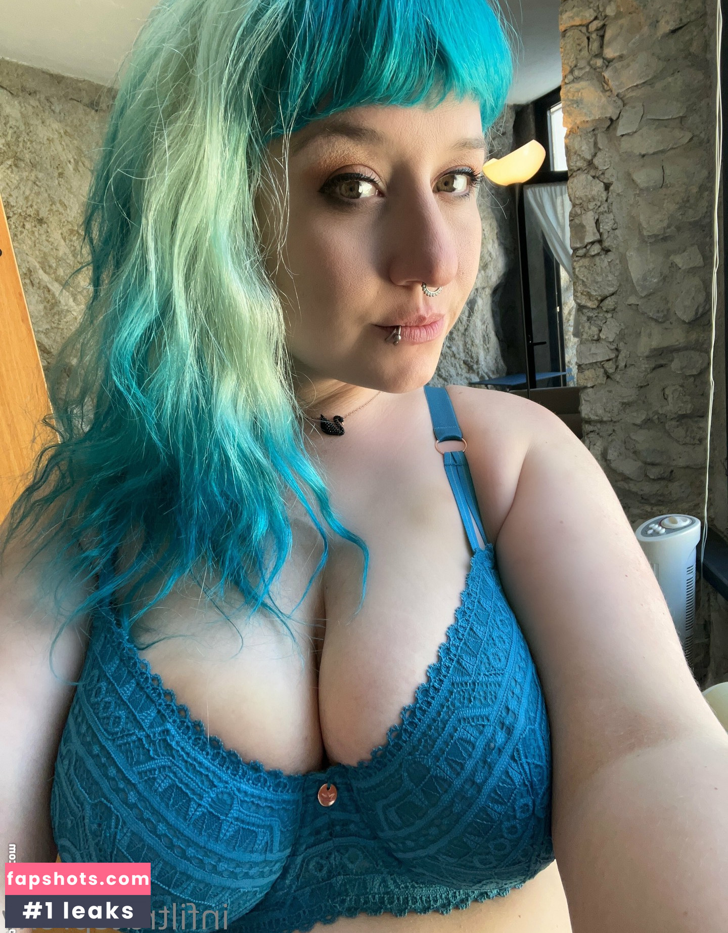 Proxy Paige gallery photo #119