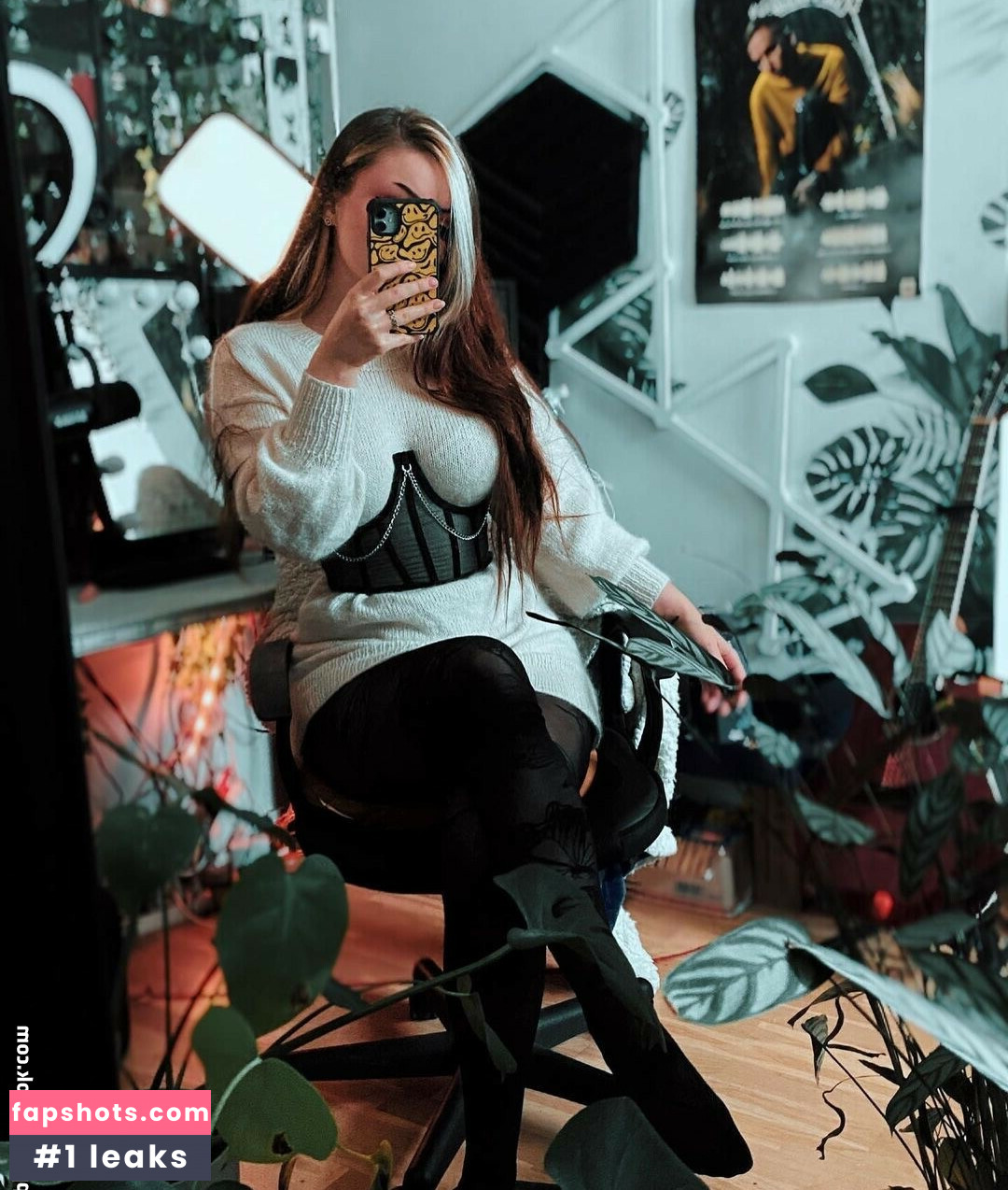 Proxyfox gallery photo #62